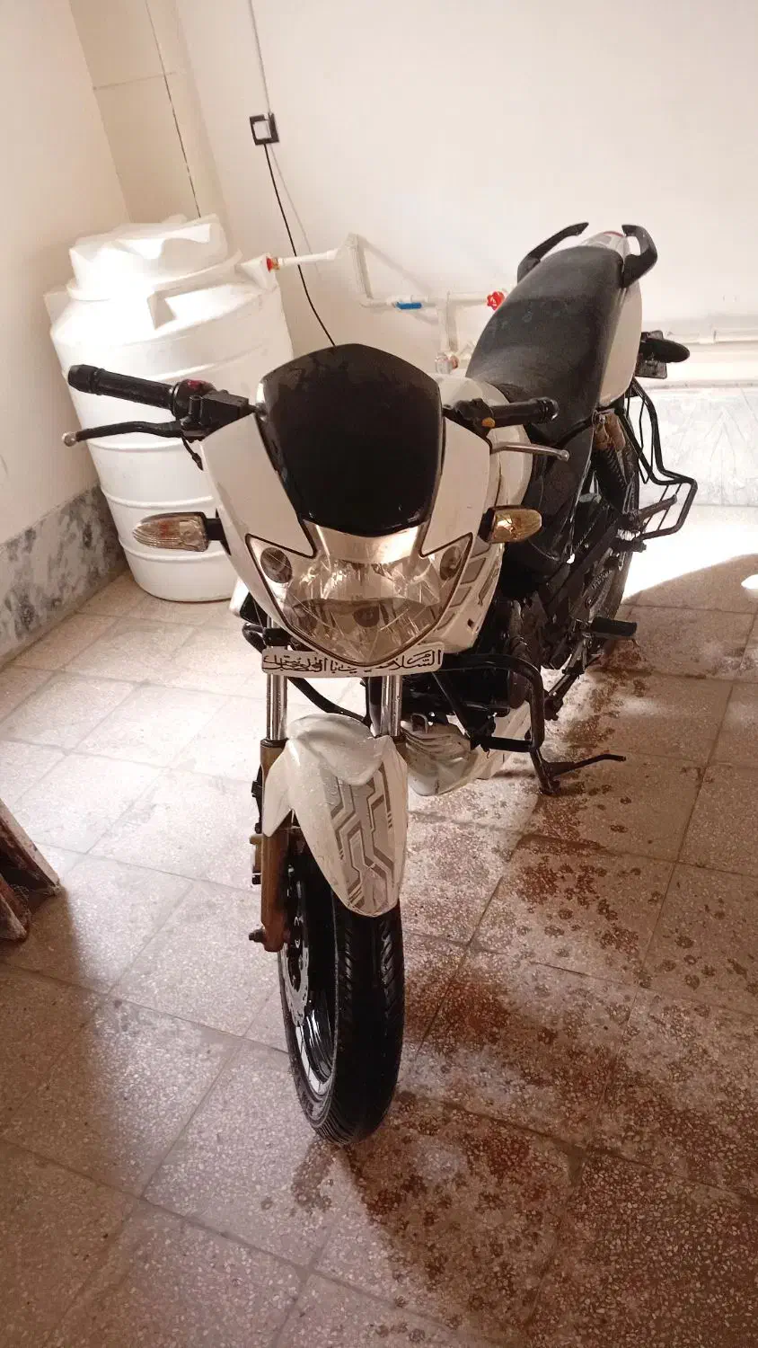 آپاچی|موتورسیکلت|گناباد, |دیوار