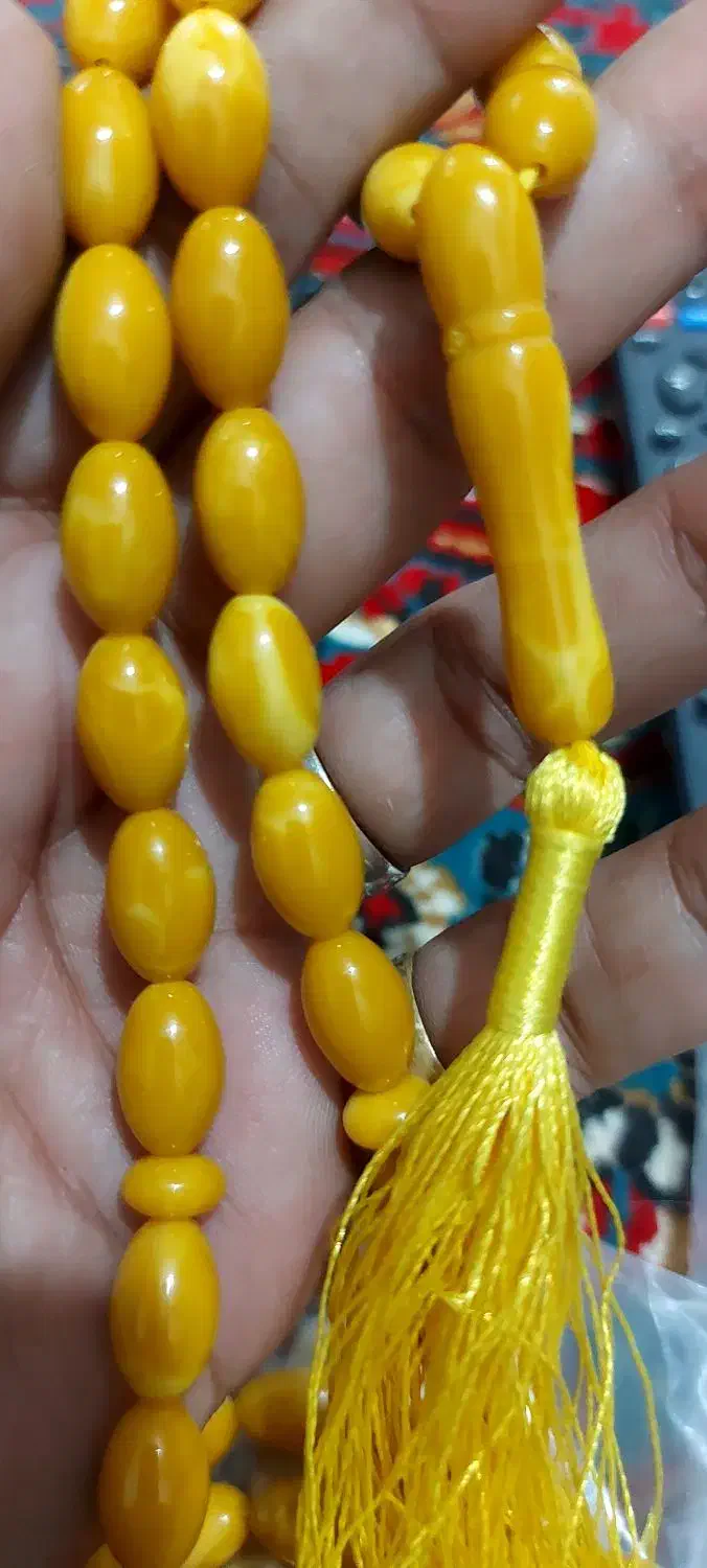 دوتا تسبیح کهربا رنگ زرد عسلی بودار فروشی|کلکسیون و سرگرمی|رفسنجان, |دیوار