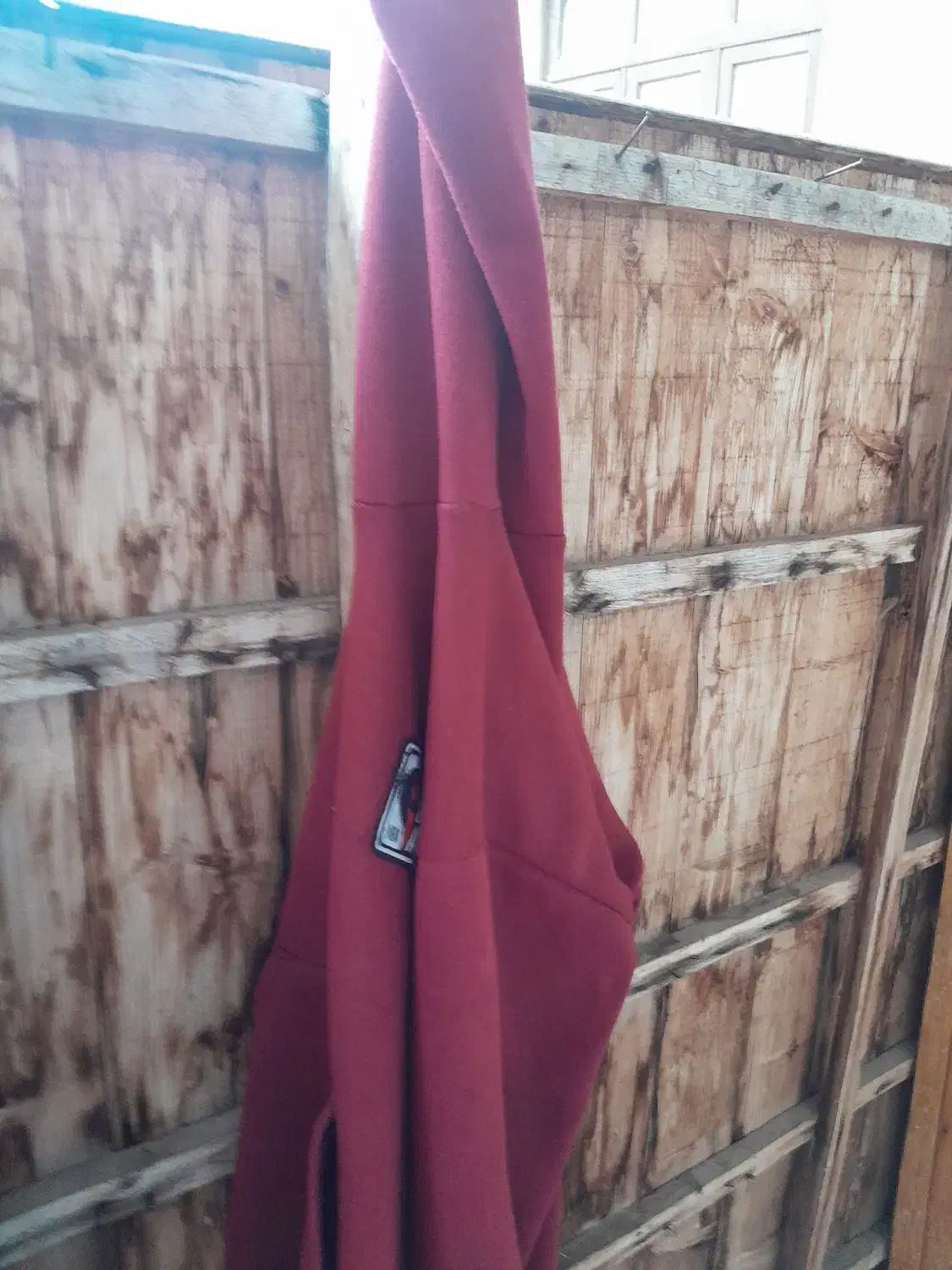 کاپشن|لباس|رامسر, |دیوار