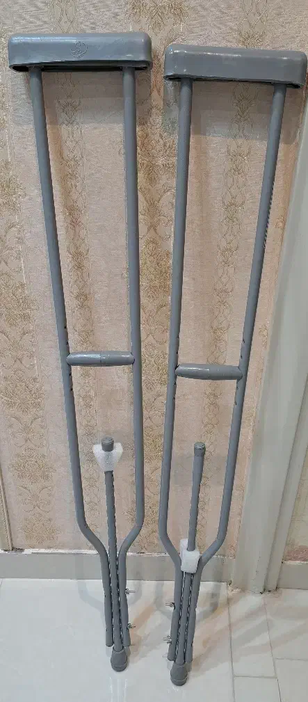 اجاره ویلچر تاشو نو عصا زیر بغلی واکر|آرایشی، بهداشتی، درمانی|رشت, توشیبا|دیوار