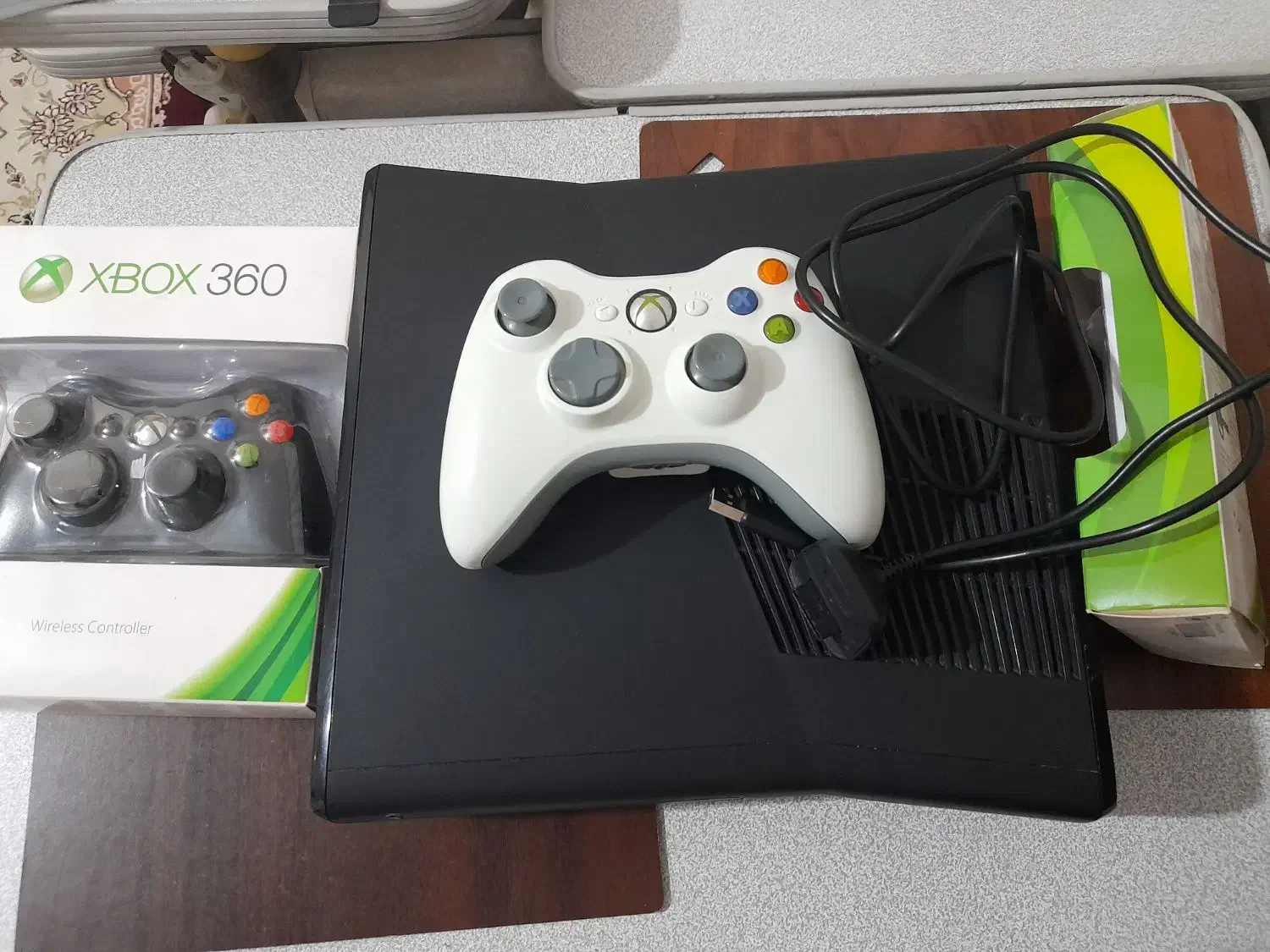 Xbox 360 slim|کنسول، بازی ویدئویی و آنلاین|اسلام‌شهر, شهرک قائمیه|دیوار