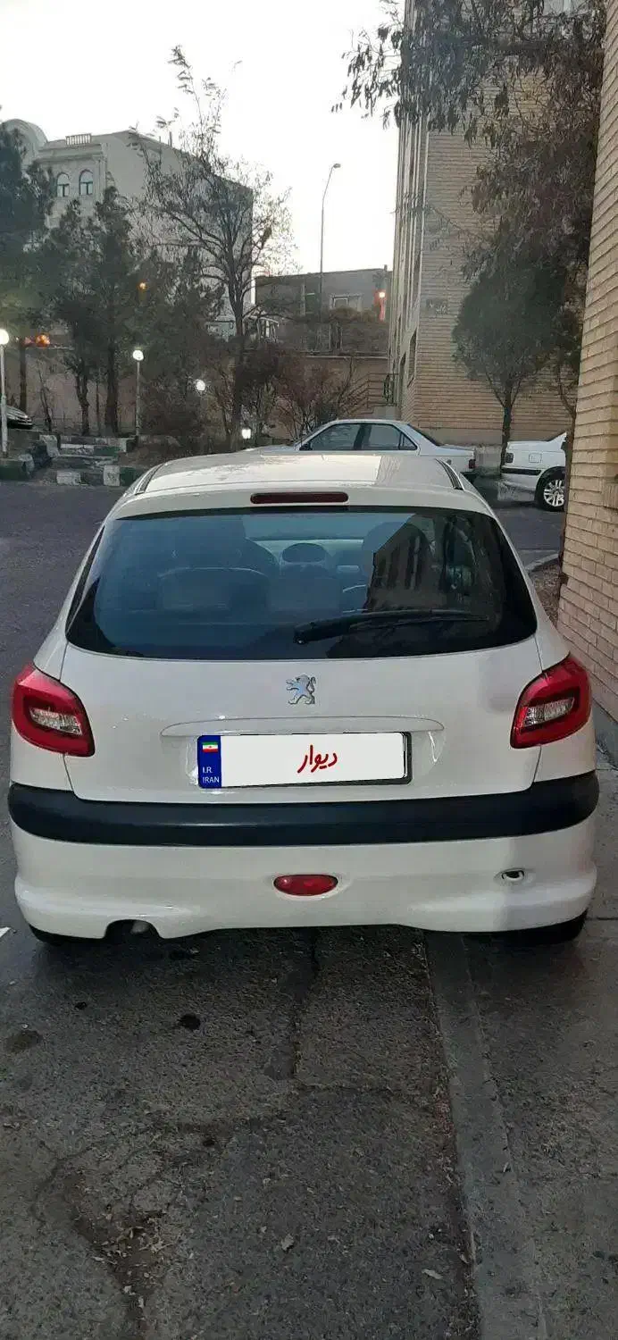 پژو ۲۰۶ تیپ ۳ سفید|خودرو سواری و وانت|سهند, |دیوار