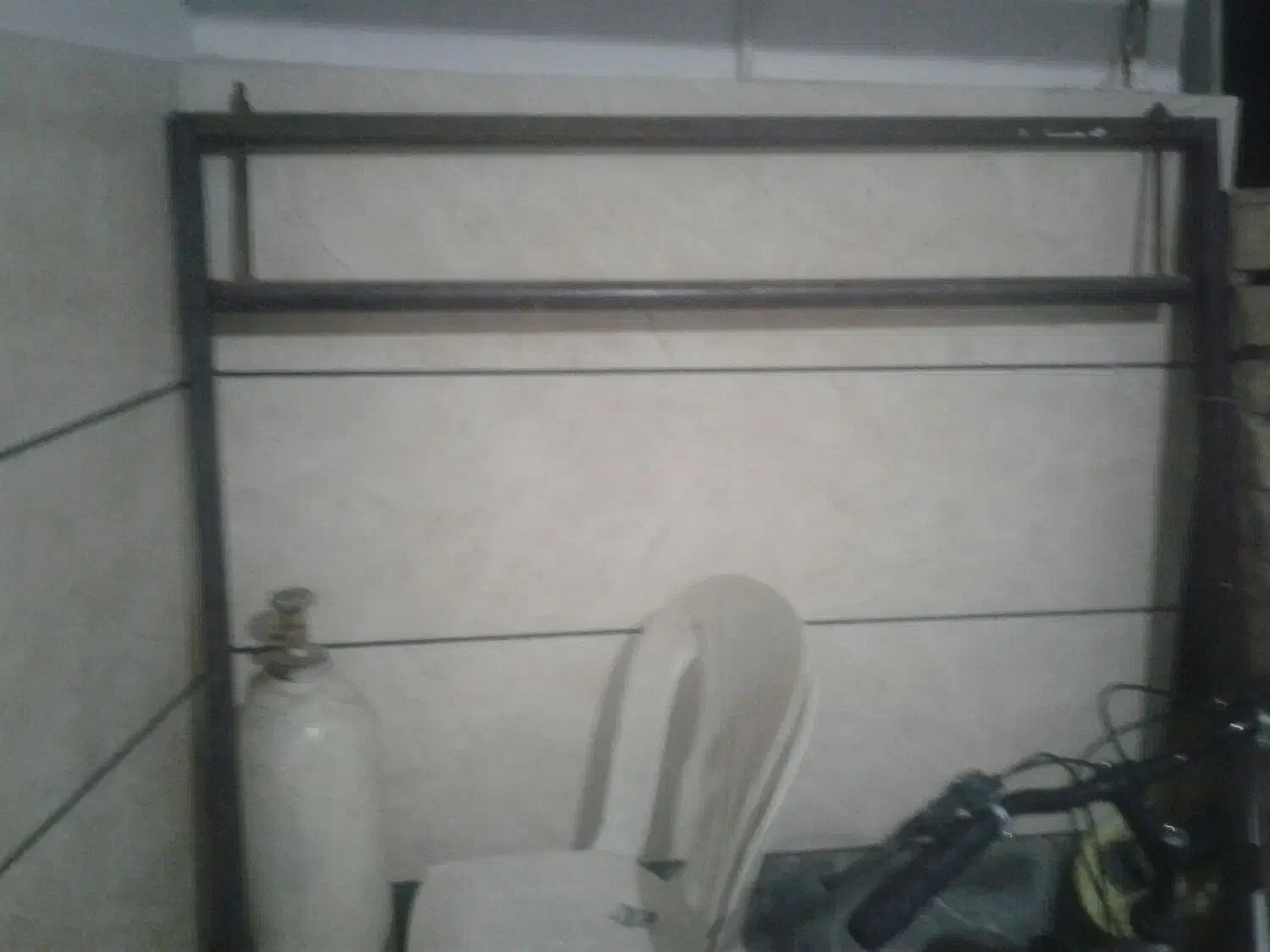 چهارعدد دارقال|ابزارآلات|همدان, |دیوار