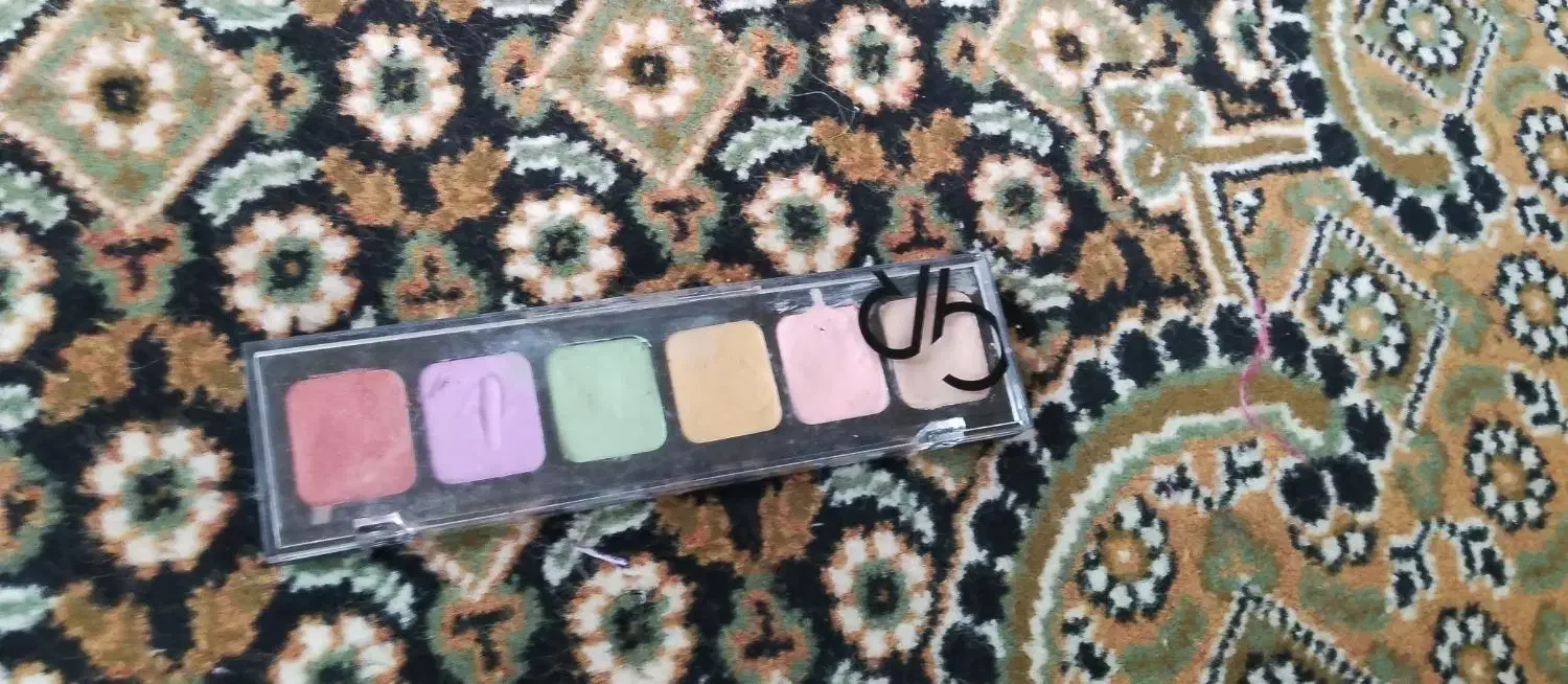 پالت ۶رنگ|آرایشی، بهداشتی، درمانی|سلماس, |دیوار