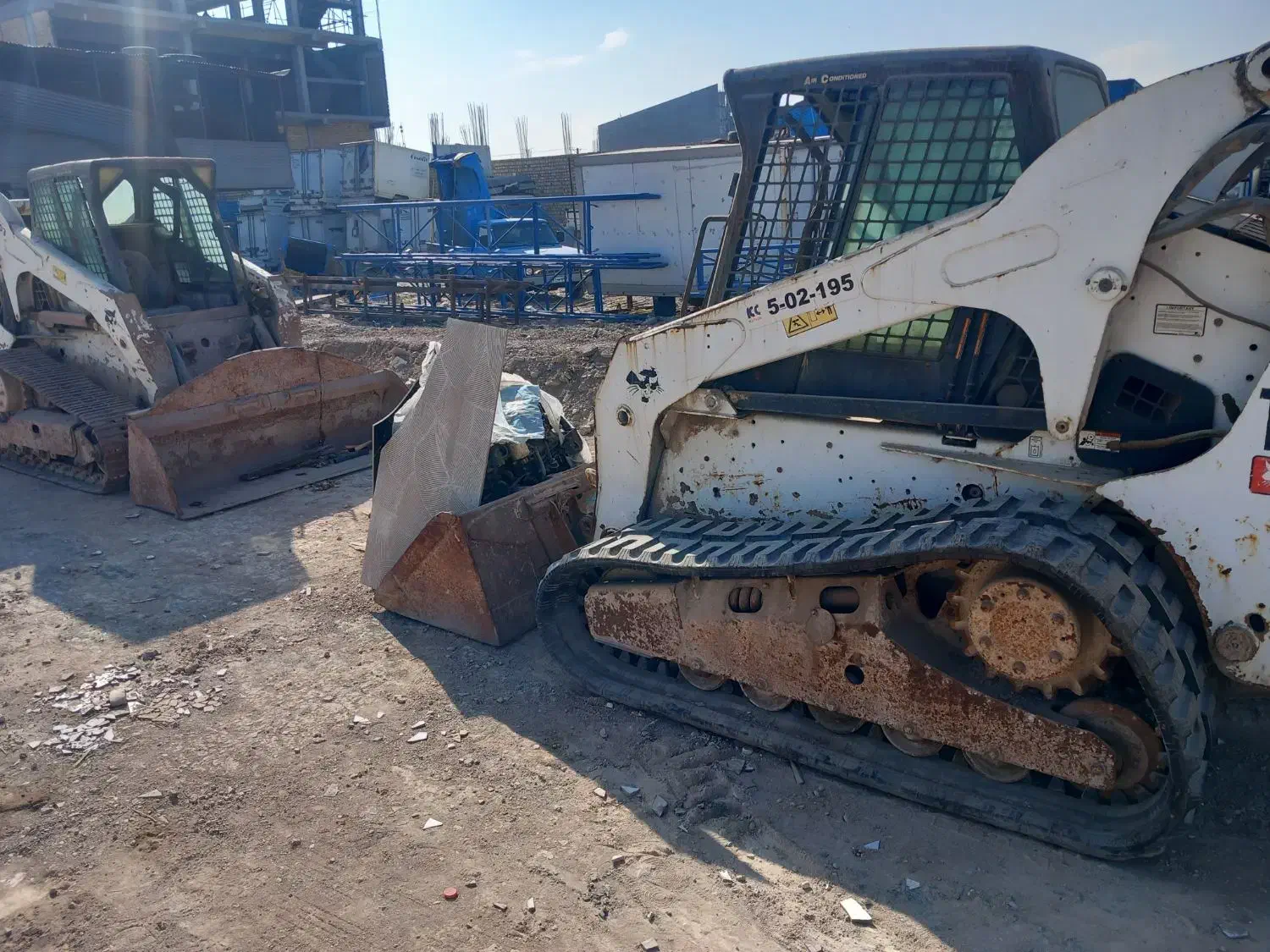 بابکت t300|خودرو سنگین|رباط‌کریم, رباط‌کریم|دیوار