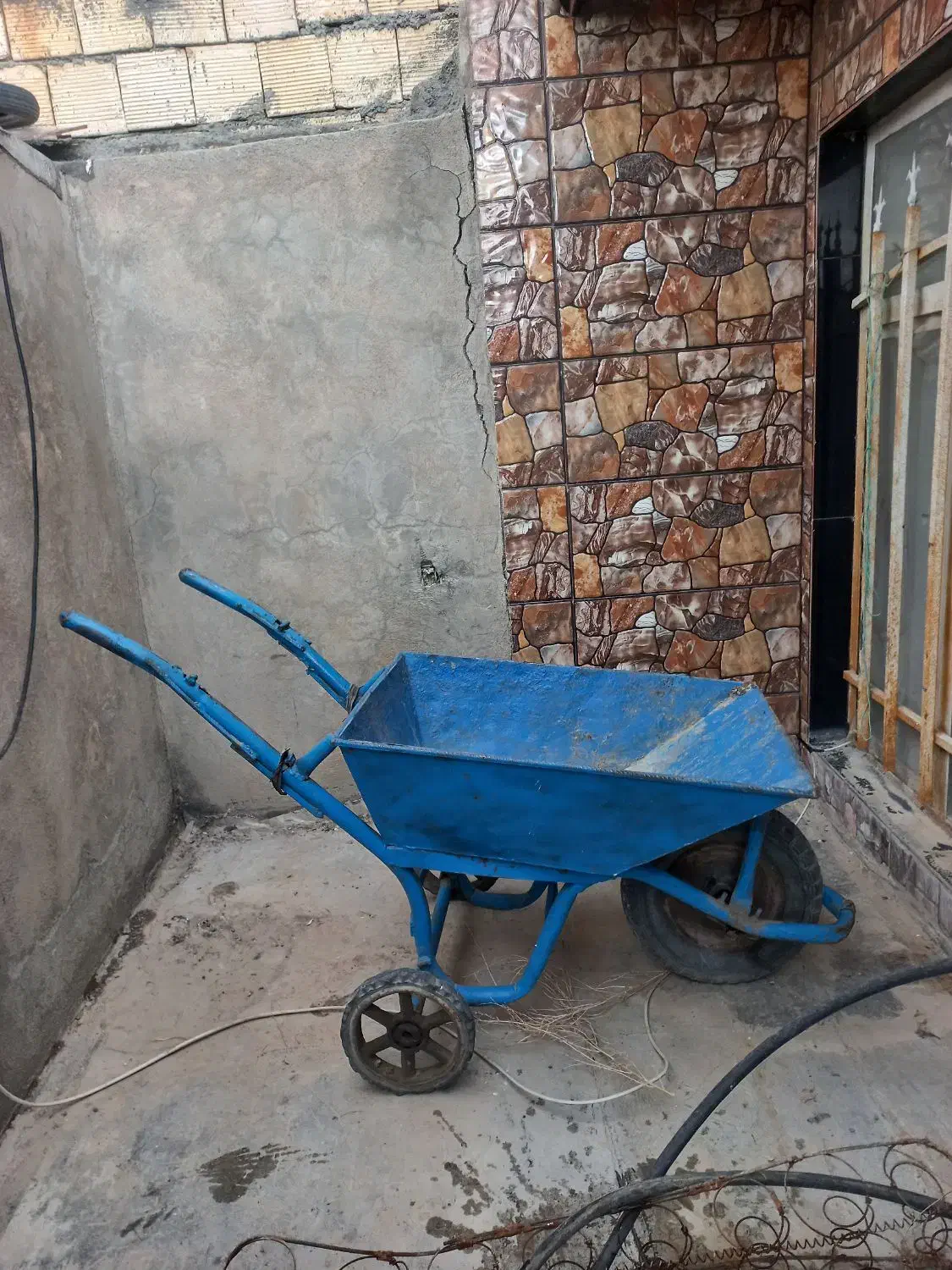 فرغون|ابزارآلات|کرمانشاه, |دیوار