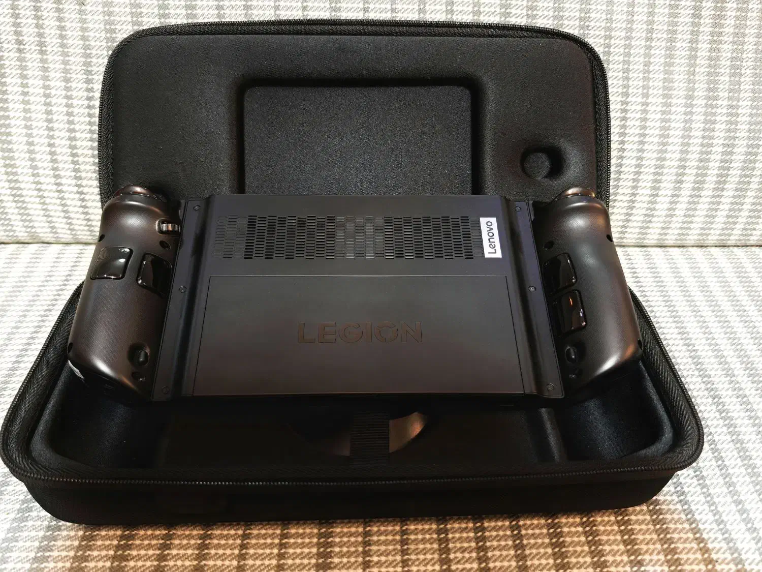 کنسول بازی دستی لنوو Lenovo Legion Go Z1 Extreme|کنسول، بازی ویدئویی و آنلاین|بندر انزلی, کارآموزی|دیوار