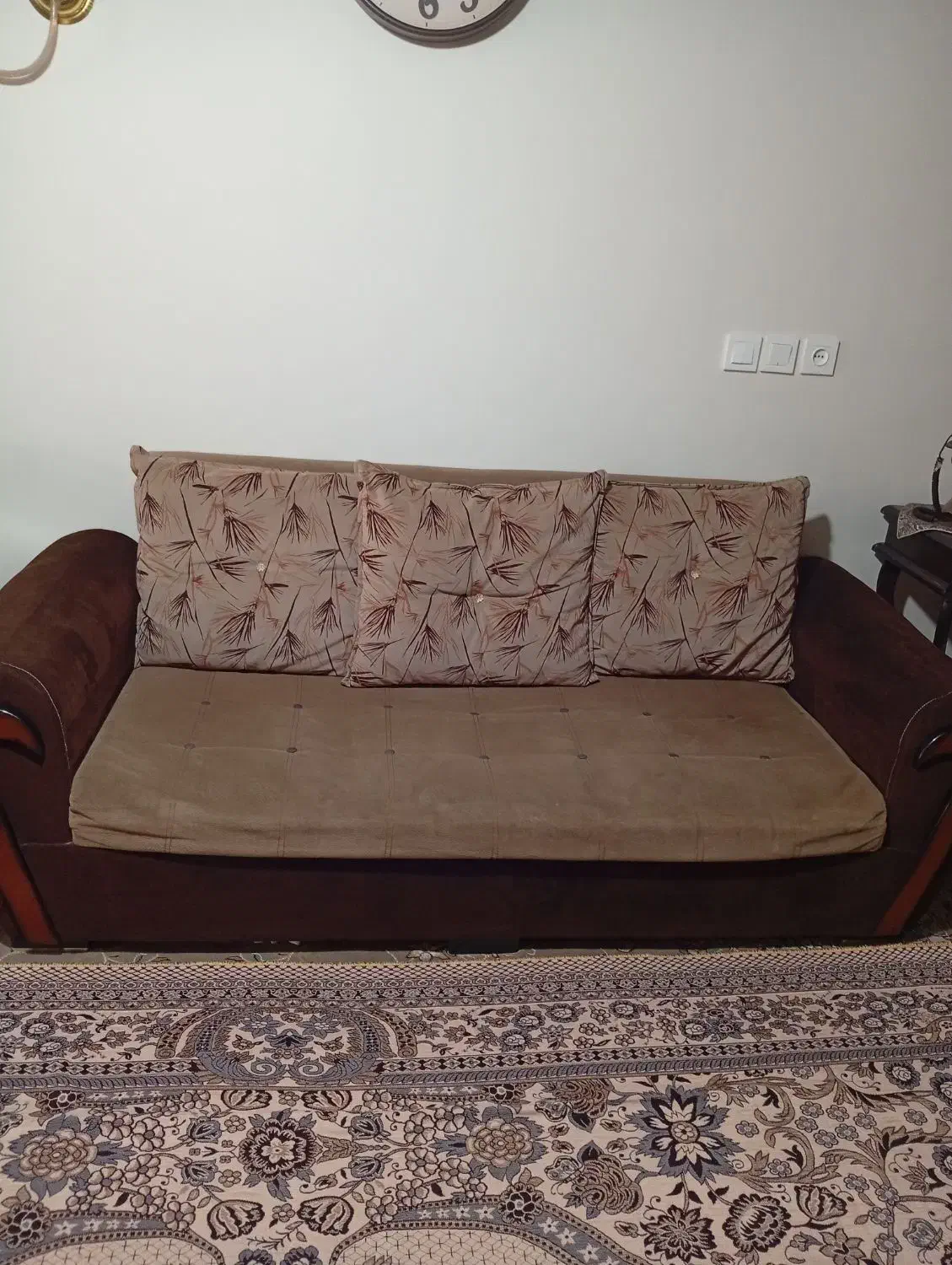 مبل پنج نفره با جلو مبلی و عسلی|مبلمان خانگی و میز عسلی|ملایر, |دیوار