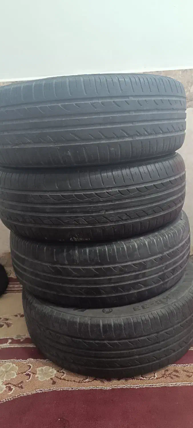 لاستیک دست دوم قیمت مناسب|قطعات یدکی و لوازم جانبی|زابل, |دیوار