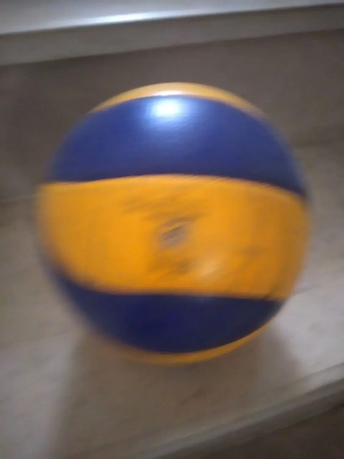 توپ والیبال میکاسا اصل ژاپن|ورزشهای توپی|خوی, |دیوار