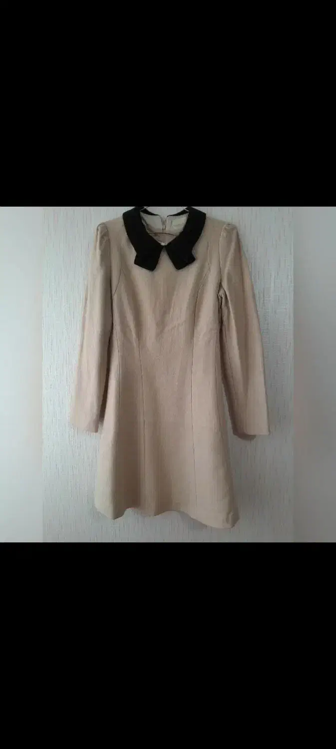 پیراهن مجلسی|لباس|مهاجران, |دیوار