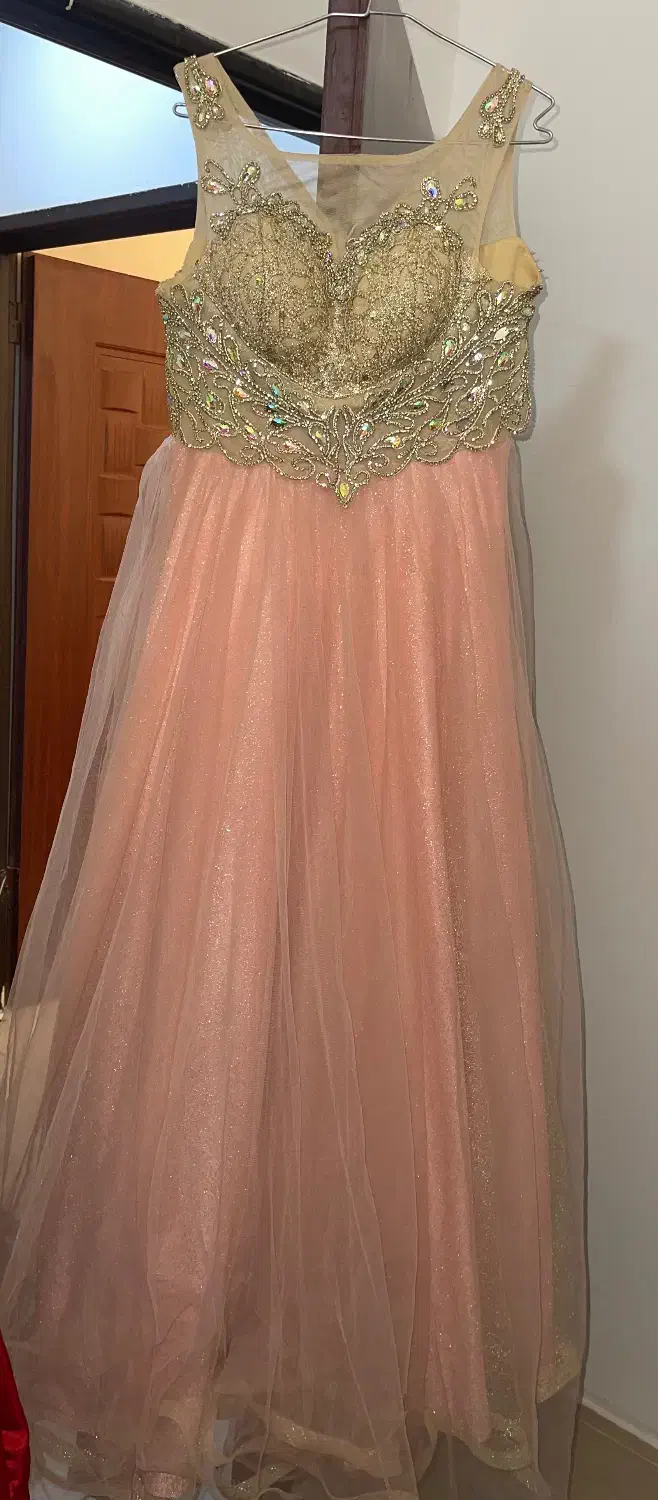 لباس مجلسی|لباس|مشهد, سجاد شهر|دیوار