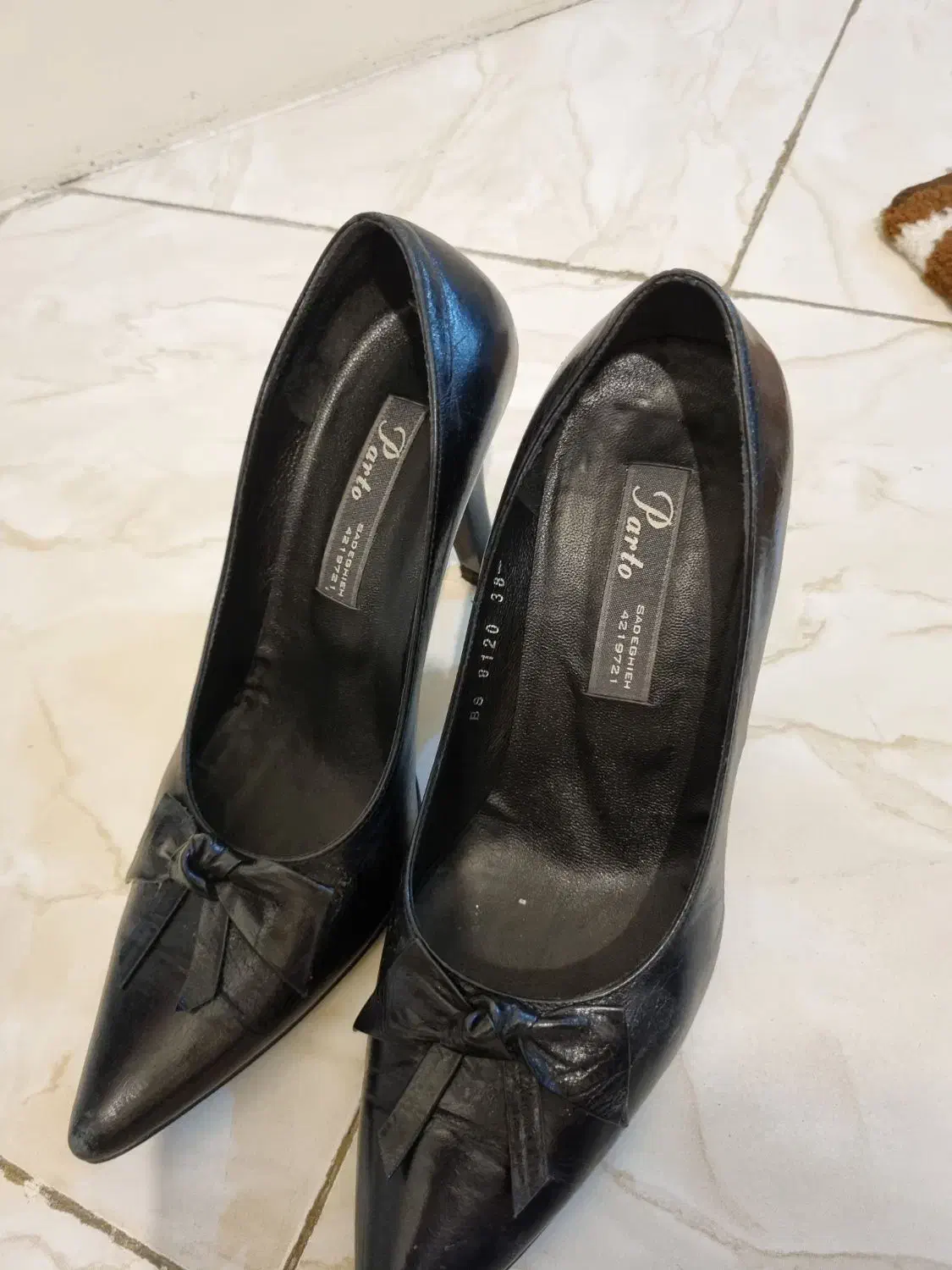 کفش مجلسی سایز ۳۸تا۳۹ میخوره کم پوشیده شده|کیف، کفش، کمربند|تهران, خاک سفید|دیوار