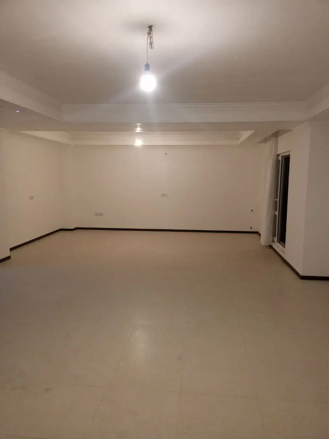 فروش واحد ۱۸۰ متری|فروش آپارتمان|آبیک, |دیوار