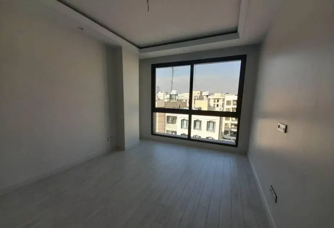 180متر/3خواب/نوساز/نیمه فرنیش/نور مستقیم