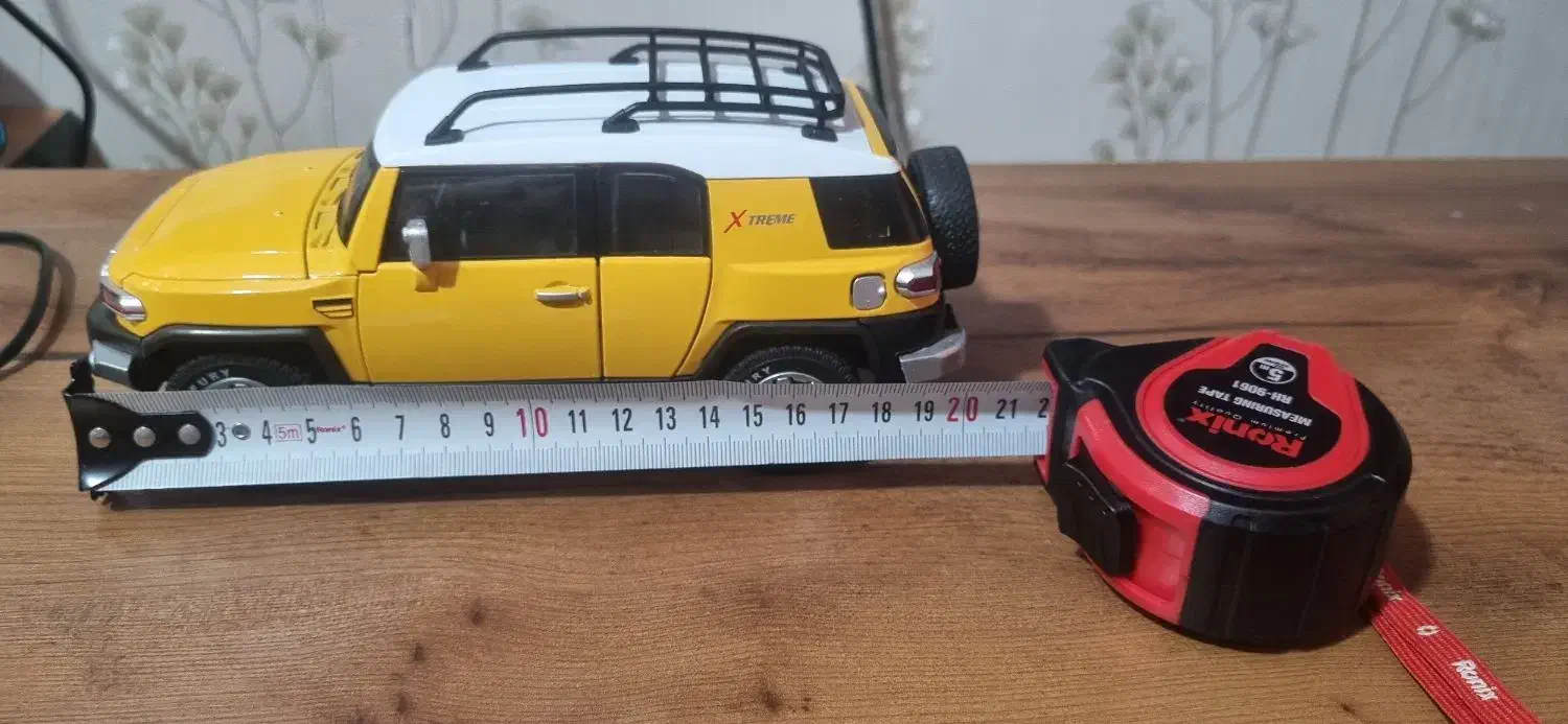 ماکت ماشین تویوتا اف جی کروز|کلکسیون و سرگرمی|کرج, فاز ۳ مهرشهر|دیوار