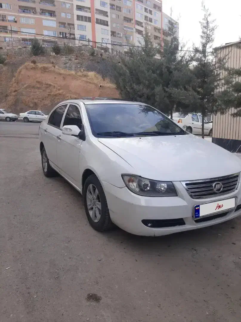 لیفان ۶۲۰|خودرو سواری و وانت|سنندج, |دیوار