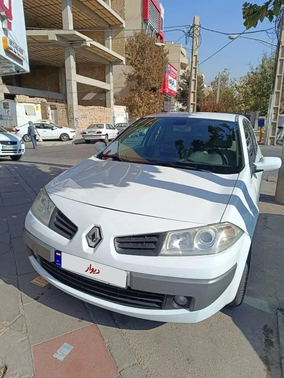 مگان ۲۰۰۰ اتوماتیک|خودرو سواری و وانت|کرج, مهرویلا شمالی|دیوار