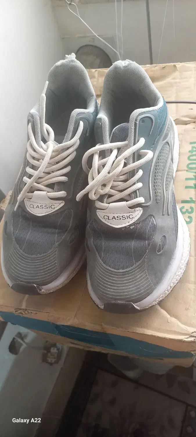 کتونی  سایز ۴۰ پسرانه|کیف، کفش، کمربند|سبزوار, هویزه|دیوار