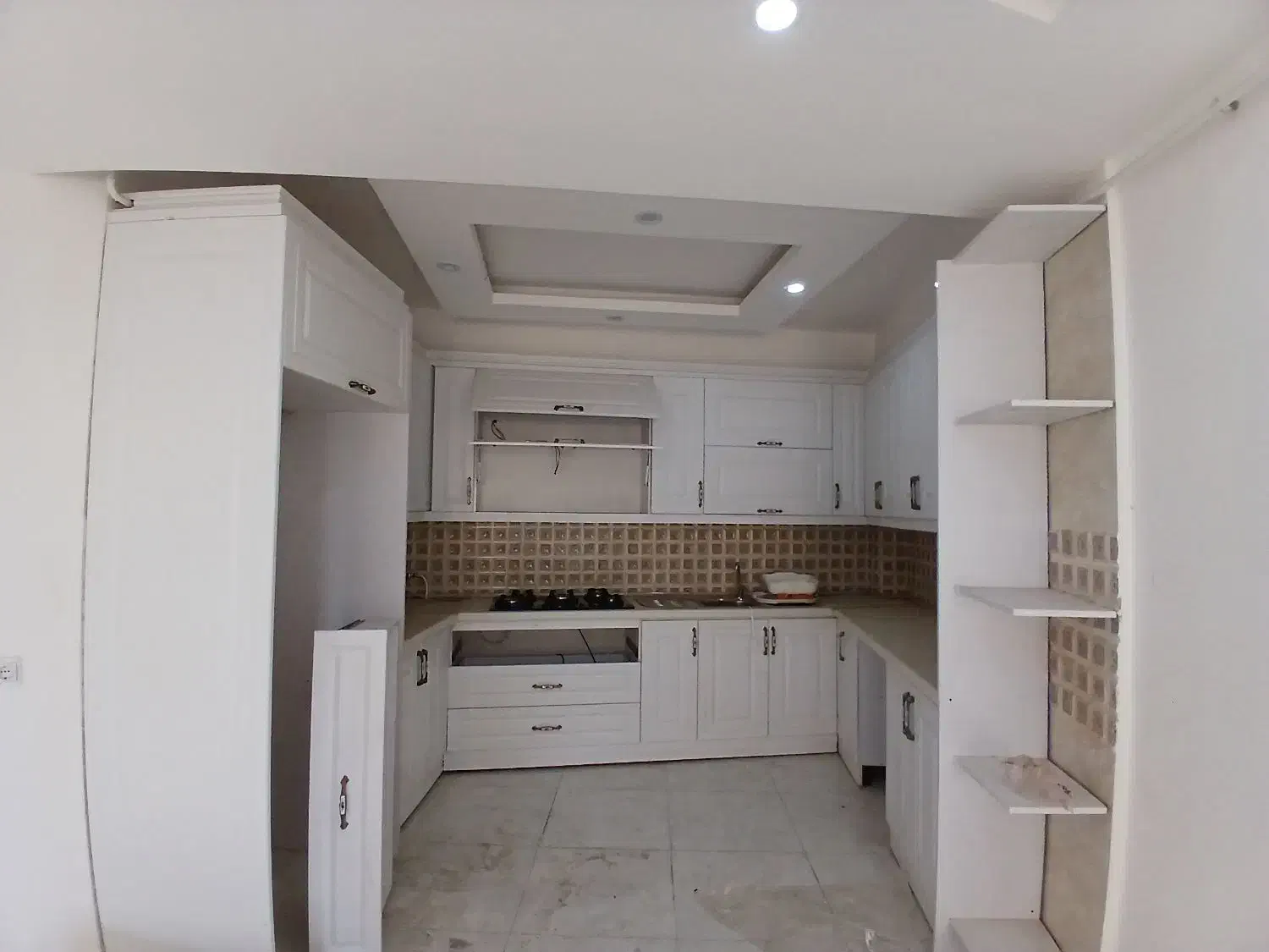 رهن واجاره طبقه نوساز  ۱۱۰متری سه خواب راه جدا|اجارهٔ آپارتمان|لنگرود, |دیوار