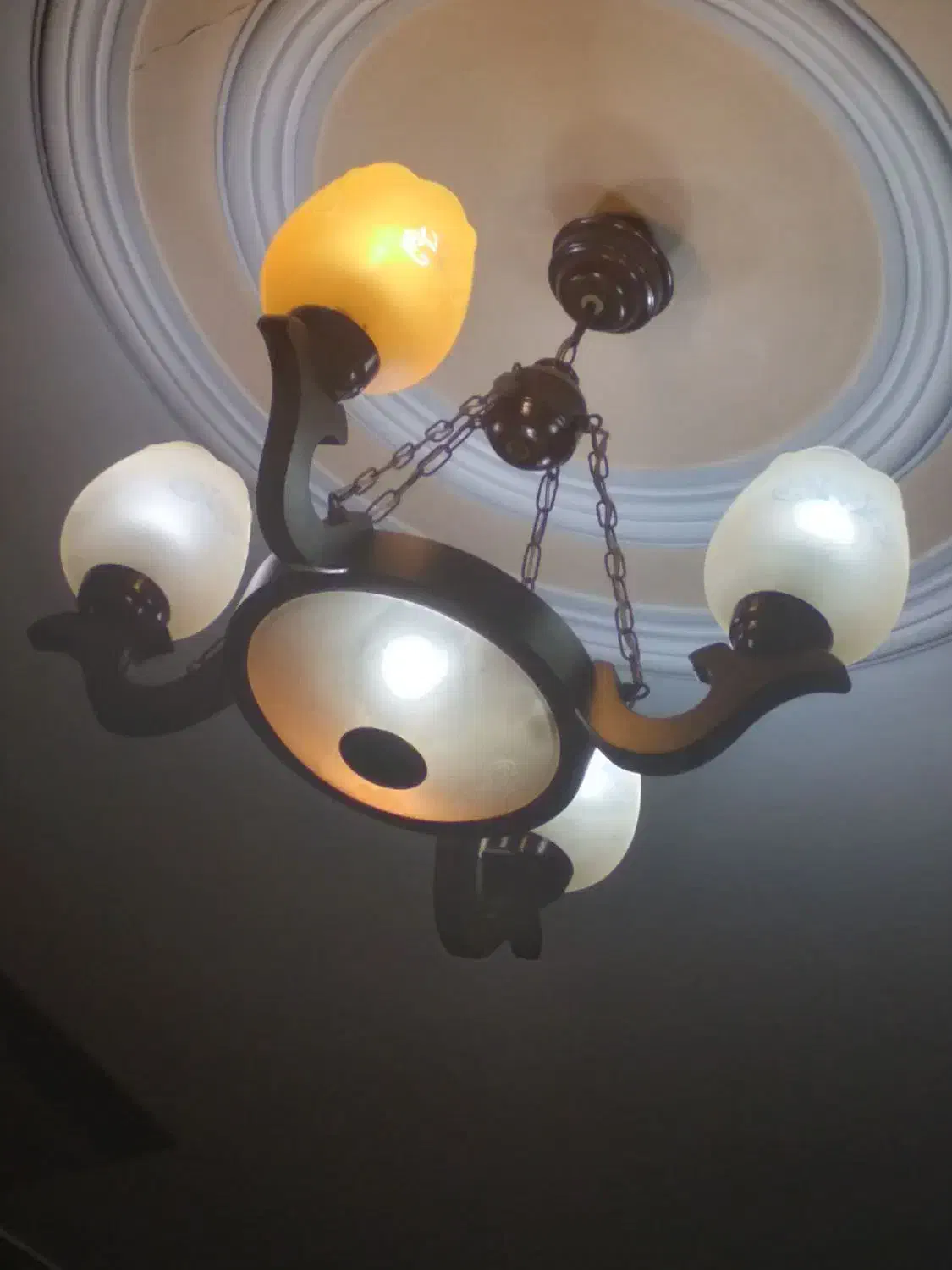 لوستر|لوستر و چراغ آویز|کرج, بنیاد|دیوار