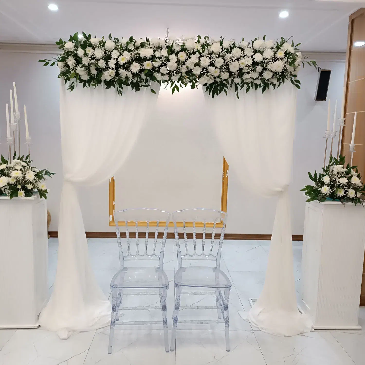 سالن دار خانم|استخدام خدمات فروشگاه و رستوران|اردکان, |دیوار