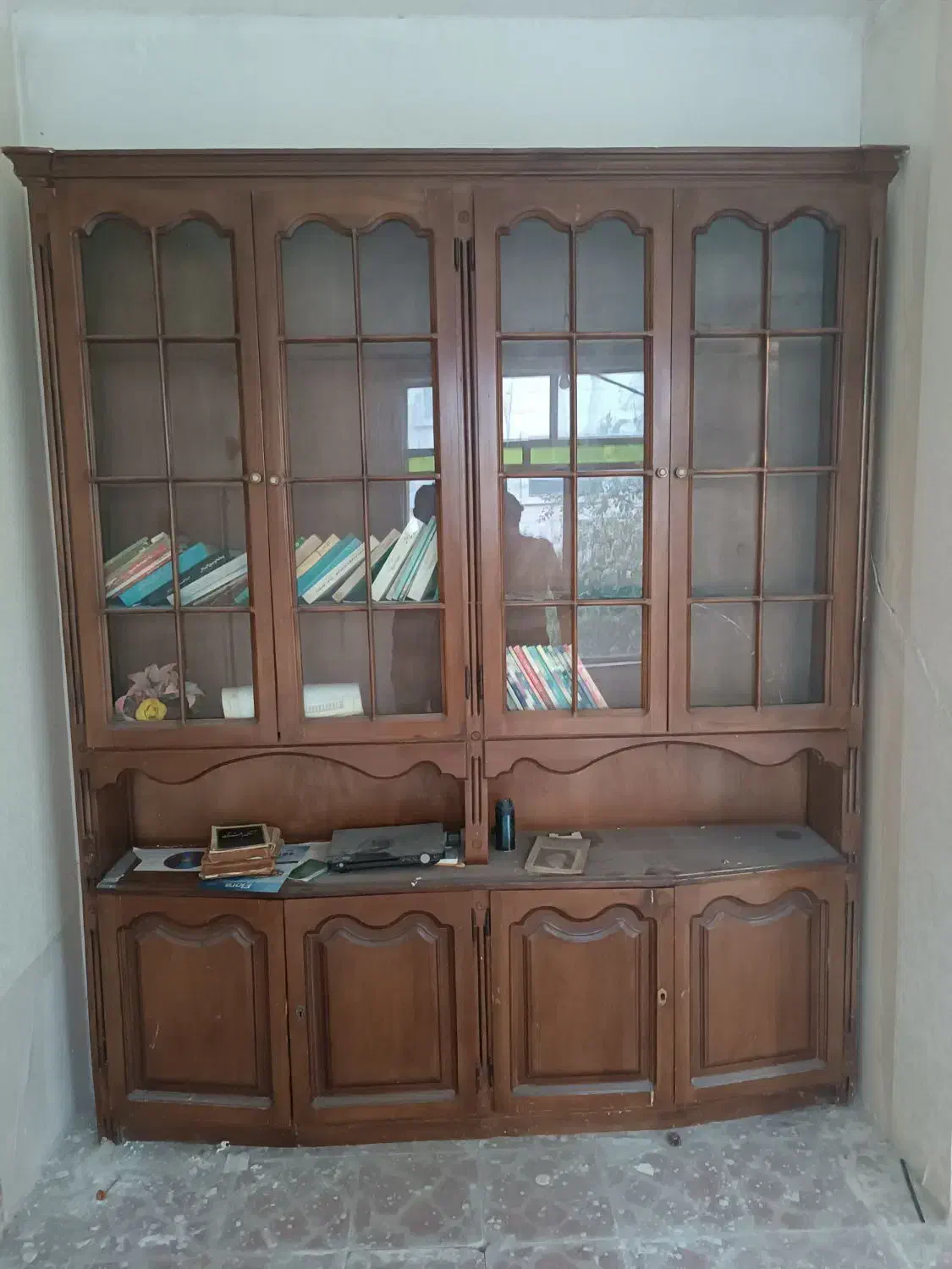 کتابخانه|کتابخانه، شلف، قفسه‌های دیواری|اردبیل, |دیوار