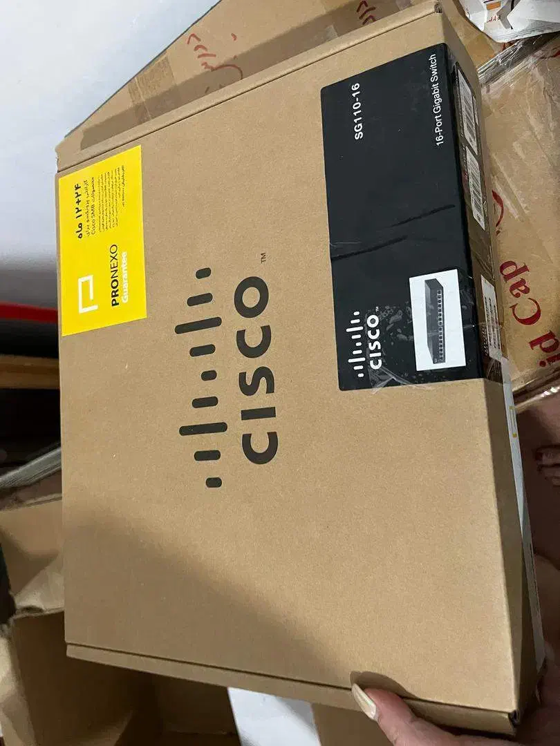 CISCO سویچ  16 پورت|مودم و تجهیزات شبکه|صدرا-فارس, فاز ۱|دیوار