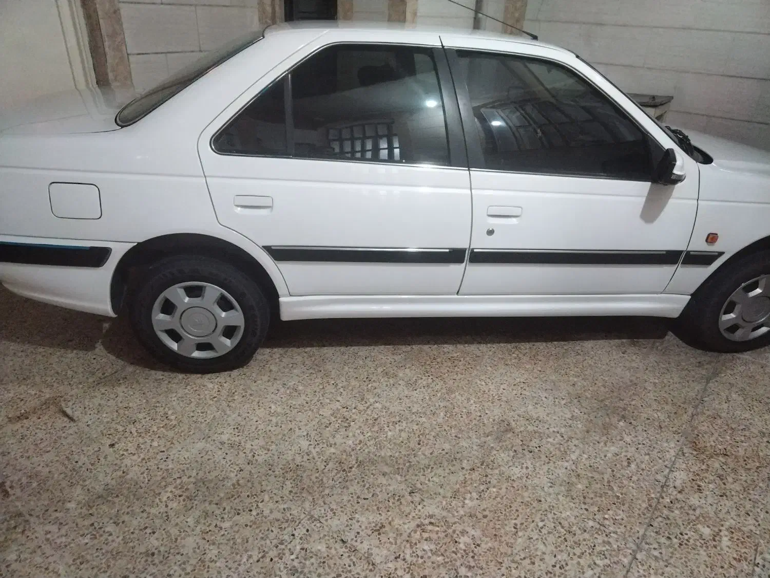 پژو پارس سال کم کار و بدون رنگ|خودرو سواری و وانت|خرمآباد, |دیوار