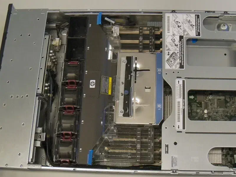 سرور hp 380dl g7|رایانه رومیزی|مشهد, الهیه|دیوار