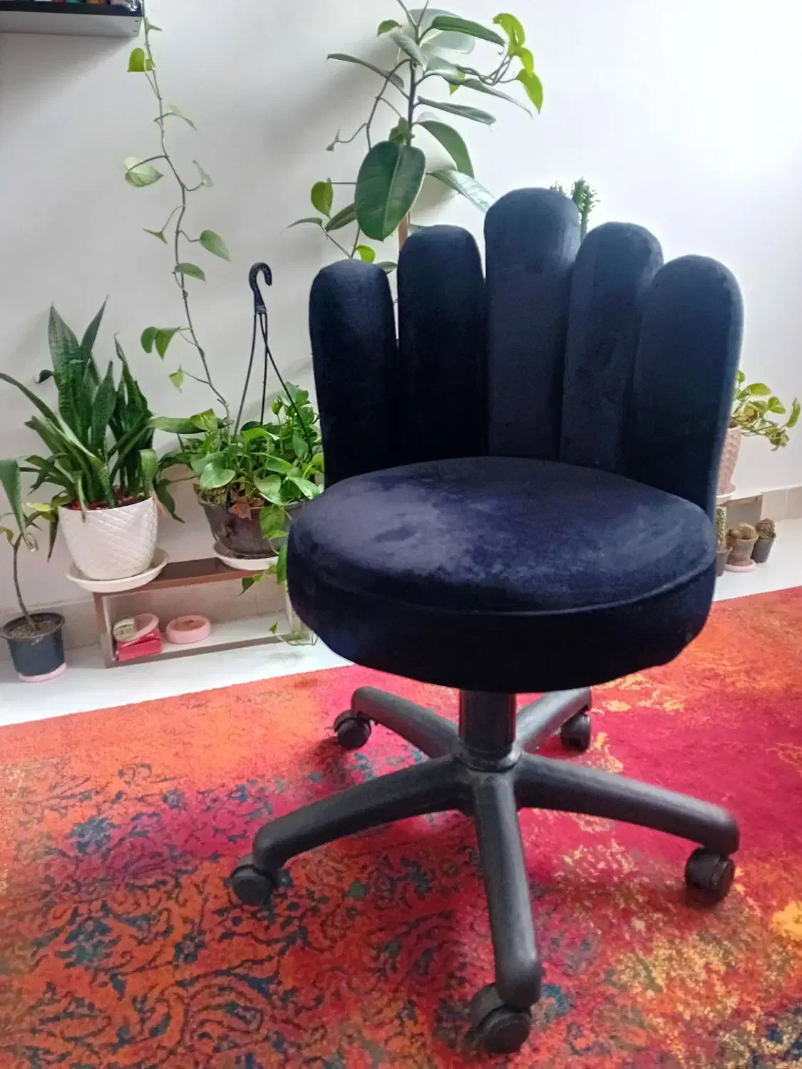 صندلی و میز کاشت ناخن|آرایشگاه و سالنهای زیبایی|اسلامشهر, شهرک واوان|دیوار