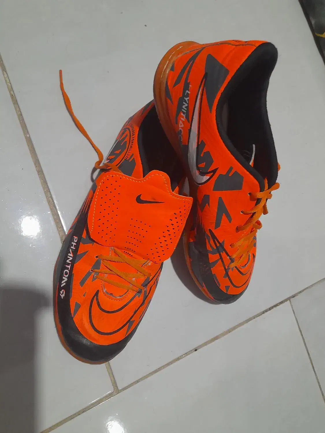 کفش سالن و چمن مصنوعی سایز ۴۵|کیف، کفش، کمربند|نیشابور, پاستور|دیوار