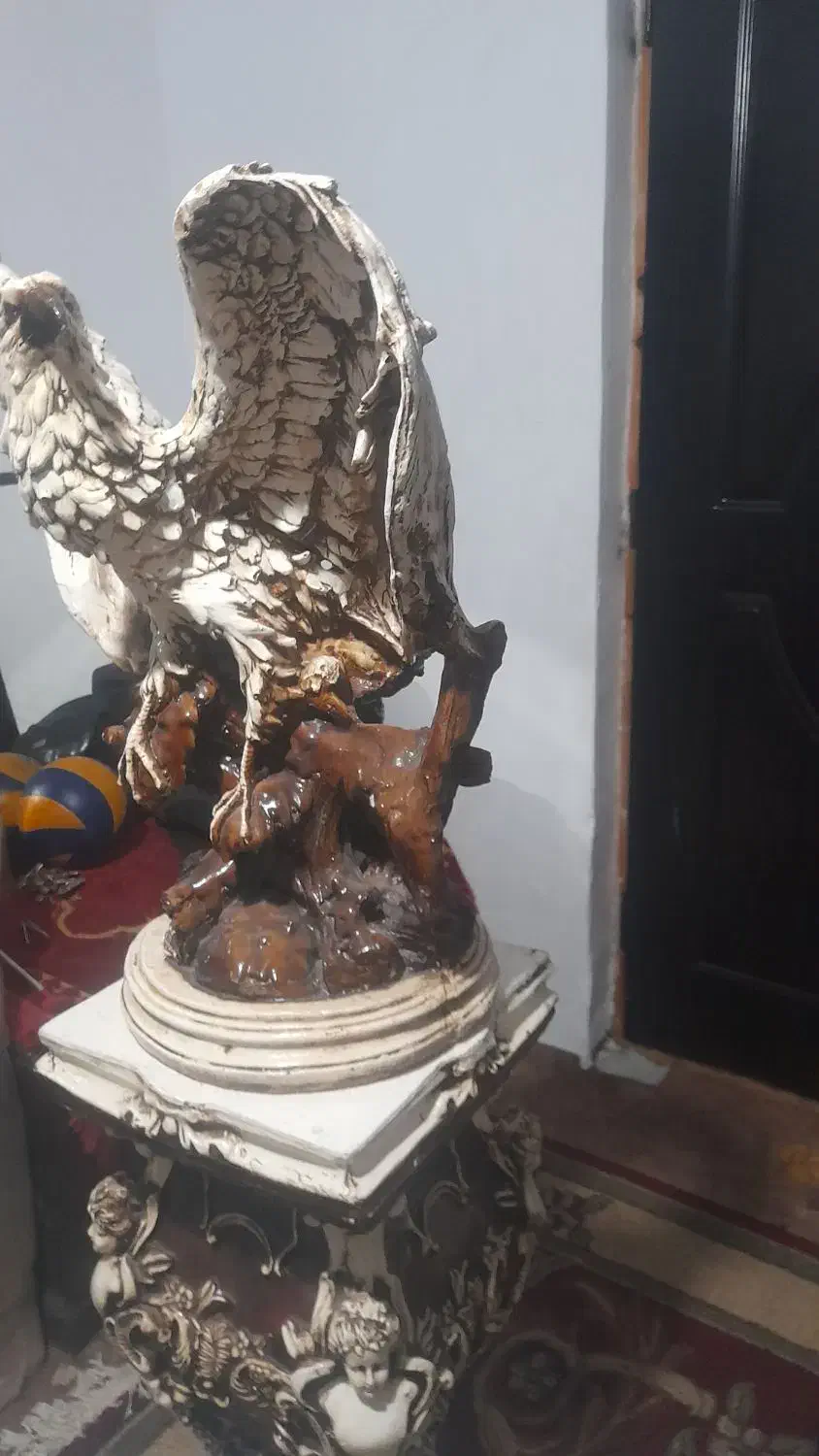 مجسمه دو تیکه عقاب|مجسمه، تندیس، ماکت|گرگان, |دیوار