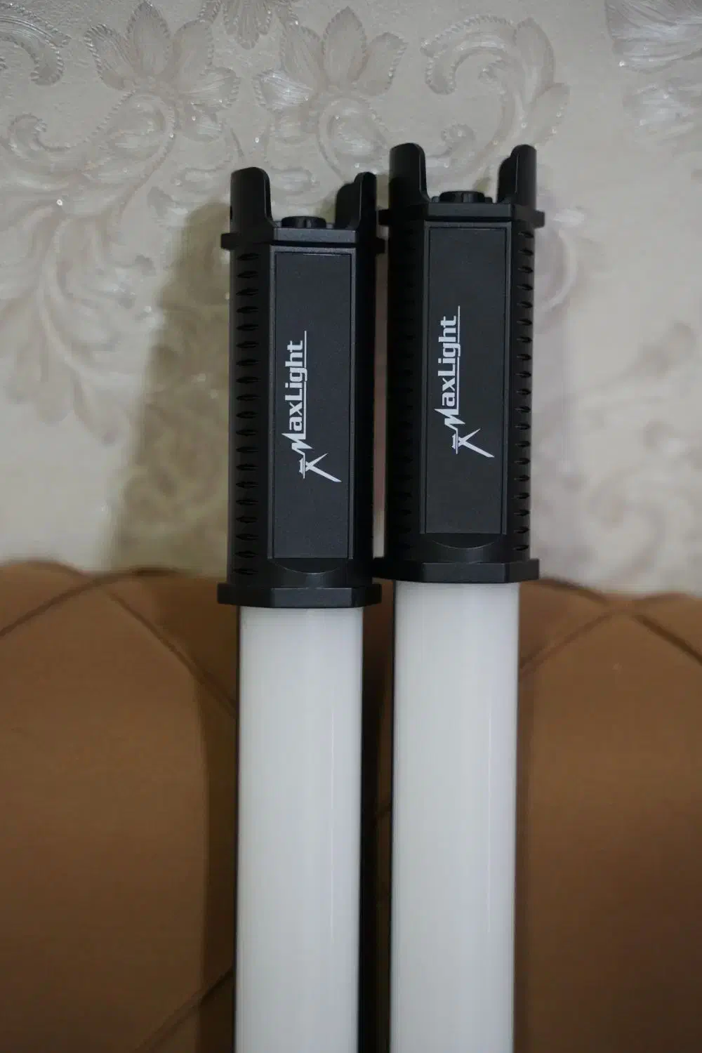 دو عدد باتوم لایت و فلاش گوداکس rgb در حد آک|دوربین عکاسی و فیلم‌برداری|کوهدشت, |دیوار