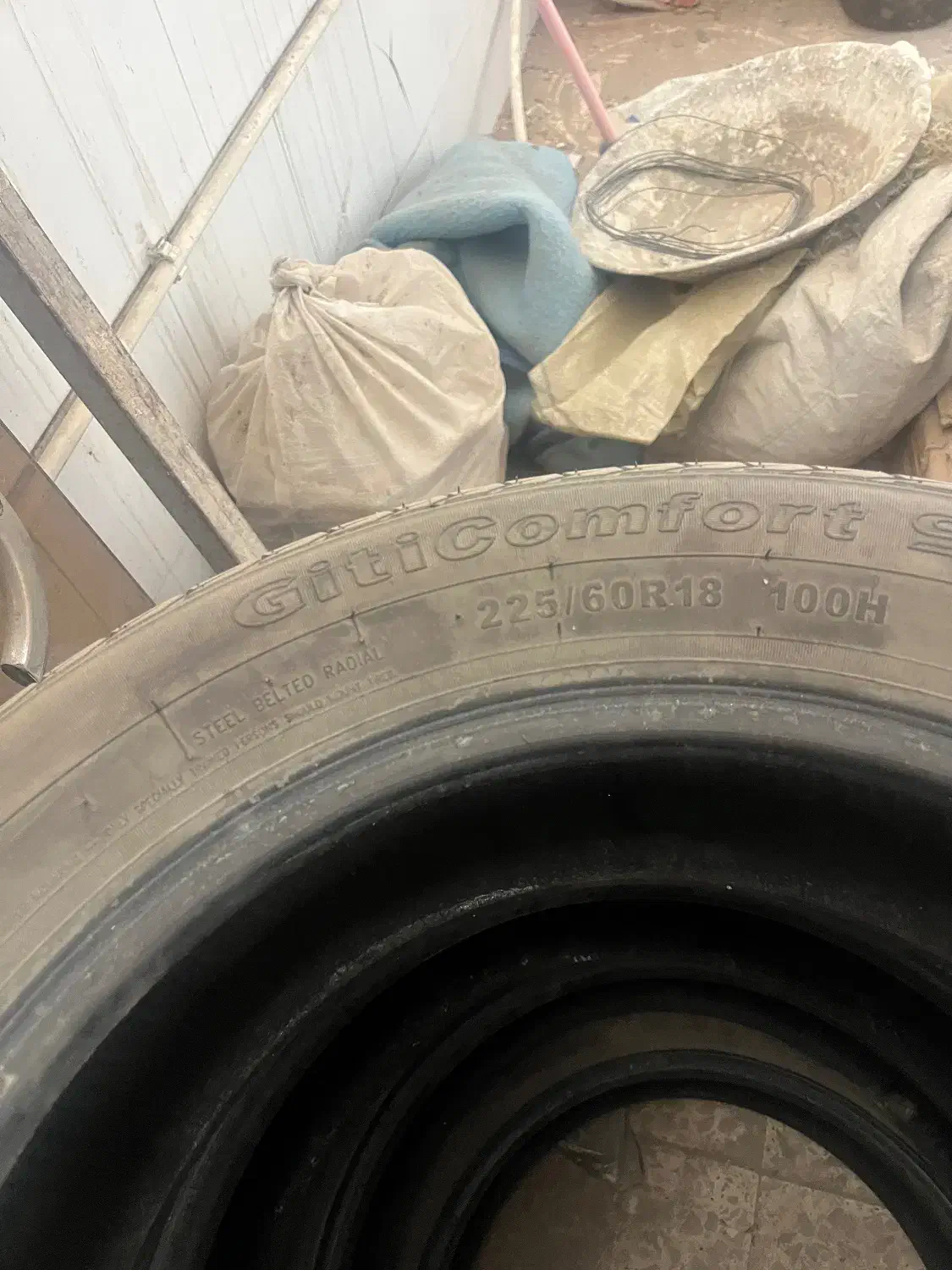 ۴ عدد لاستیک تویوتا رافور یا لکسوس nx|قطعات یدکی و لوازم جانبی|یزد, |دیوار