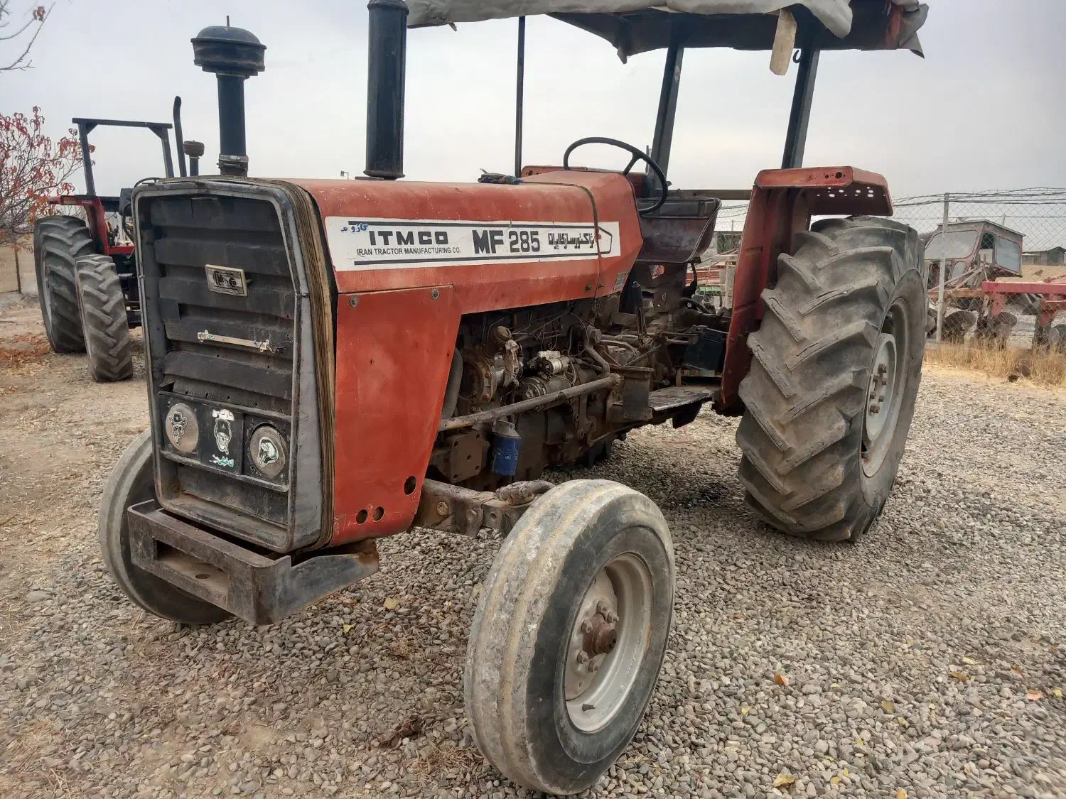 تراکتور ۲۸۵تک عتیقه واقعی|خودرو سنگین|زنجان, |دیوار