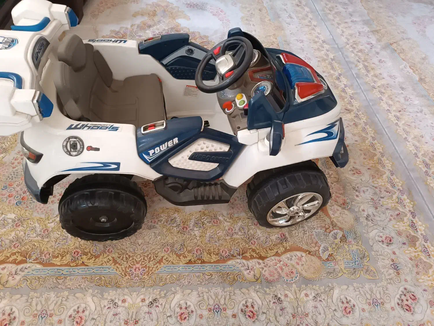 ماشین شارژی|اسباببازی بچه|خرمآباد, |دیوار