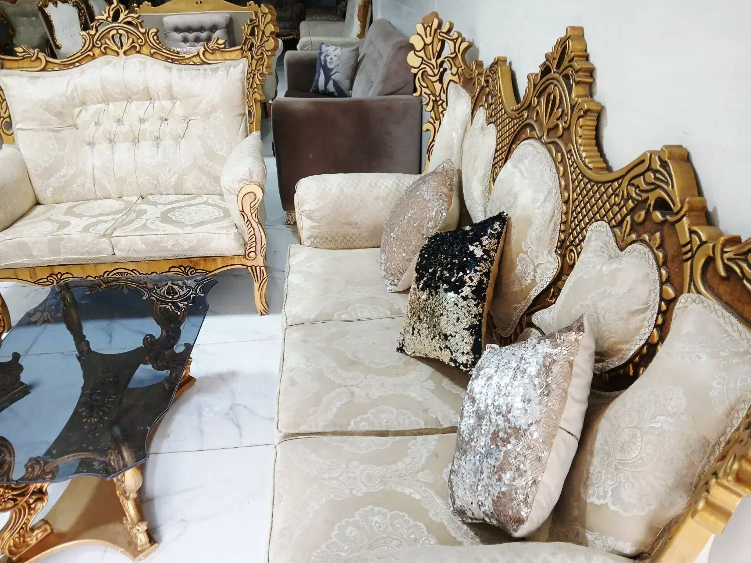 مبل سلطنتی و راحتی|مبلمان خانگی و میز عسلی|کوهدشت, |دیوار