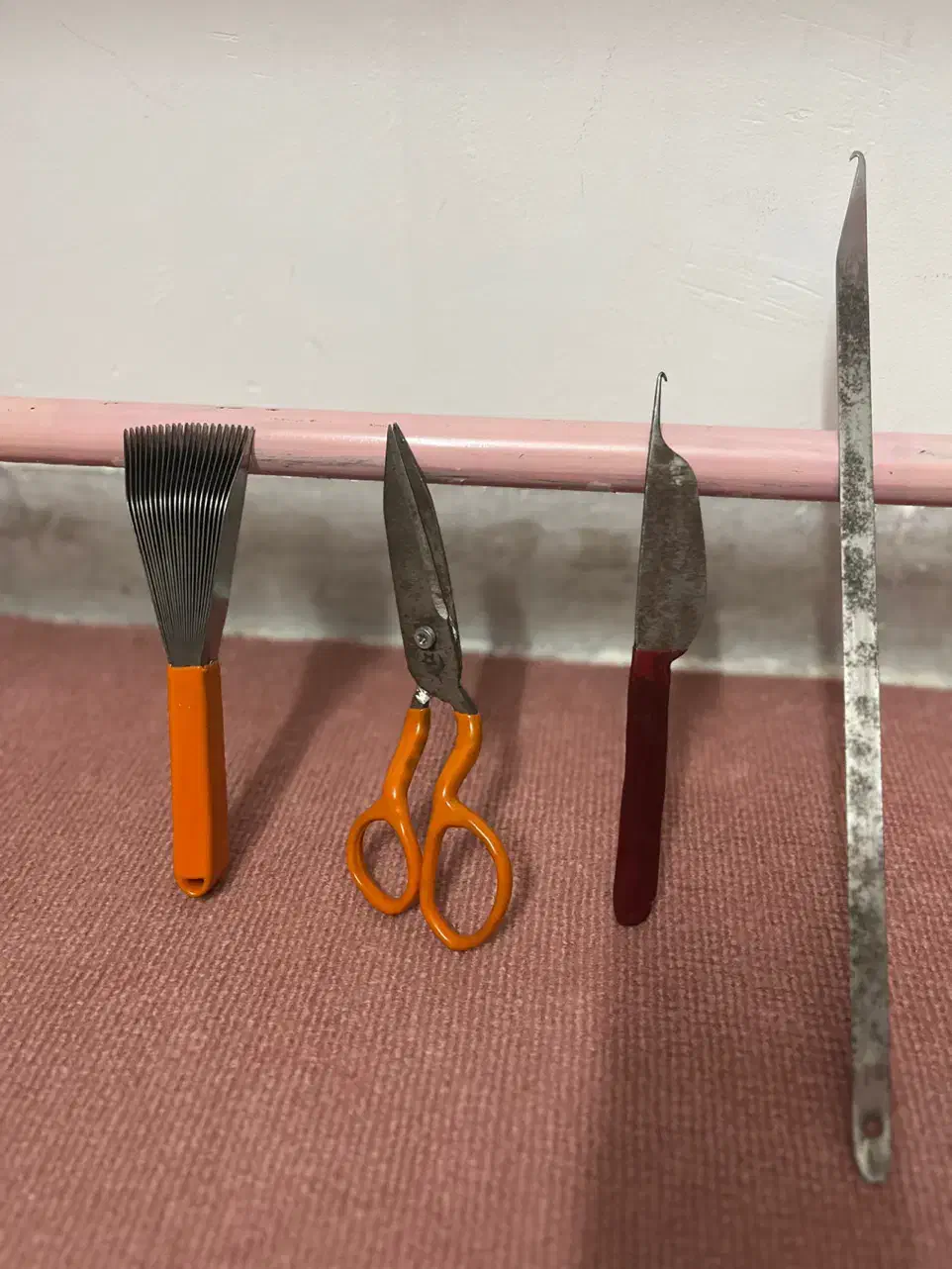 دار قالیبافی تابلو فرش|تابلو فرش|گنبد کاووس, |دیوار