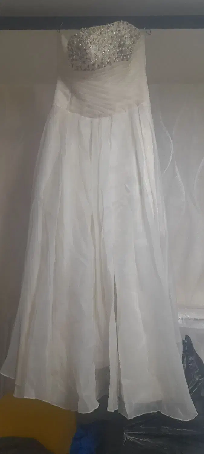 فرو فوری لباس عروس ۳ عدد بایک عدد شنل حجاب عروس،نو|لباس|نجفآباد, ویلاشهر|دیوار