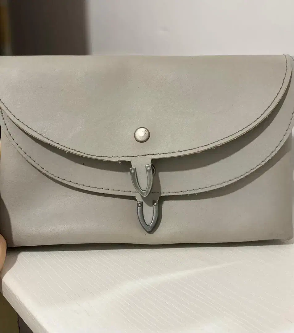 کیف|کیف، کفش، کمربند|ارومیه, |دیوار