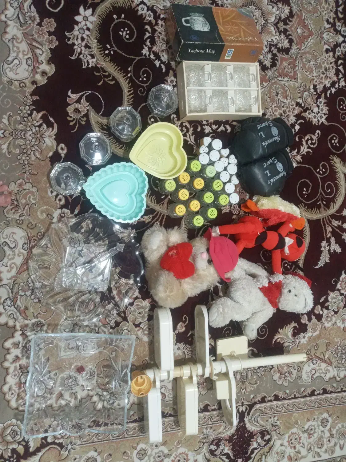 همه اینها با هم ۳۰۰ هزار|ظروف سرو و پذیرایی|باقرشهر, |دیوار
