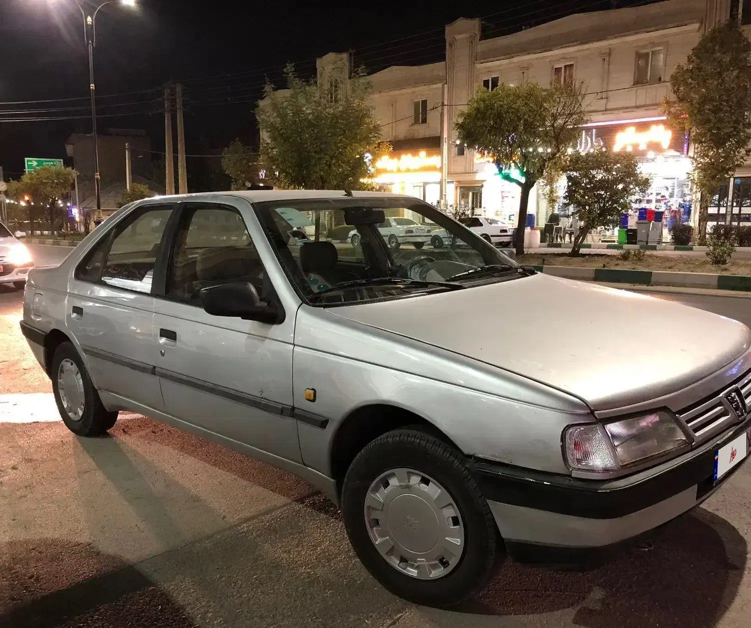 پژو 405 نقره ای مدل 94|خودرو سواری و وانت|دلیجان, |دیوار