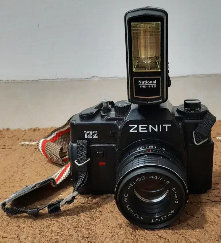 دوربین عکاسی zenith 122|دوربین عکاسی و فیلمبرداری|ایلام, |دیوار