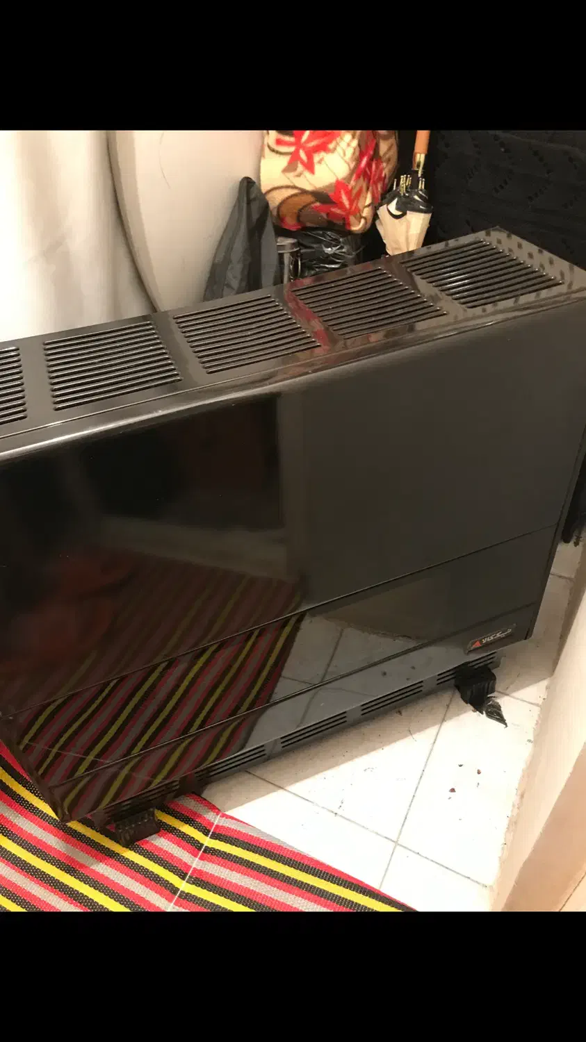 بخاری سایز بزرگ نیک کالا سالم بدون خط و خش|بخاری، هیتر، شومینه|چالوس, |دیوار