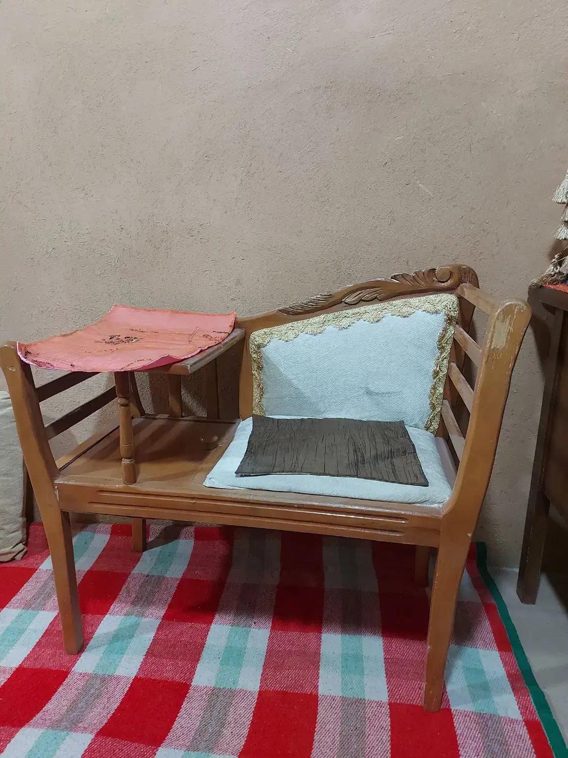 میز تلفن|میز تلفن|جهرم, |دیوار