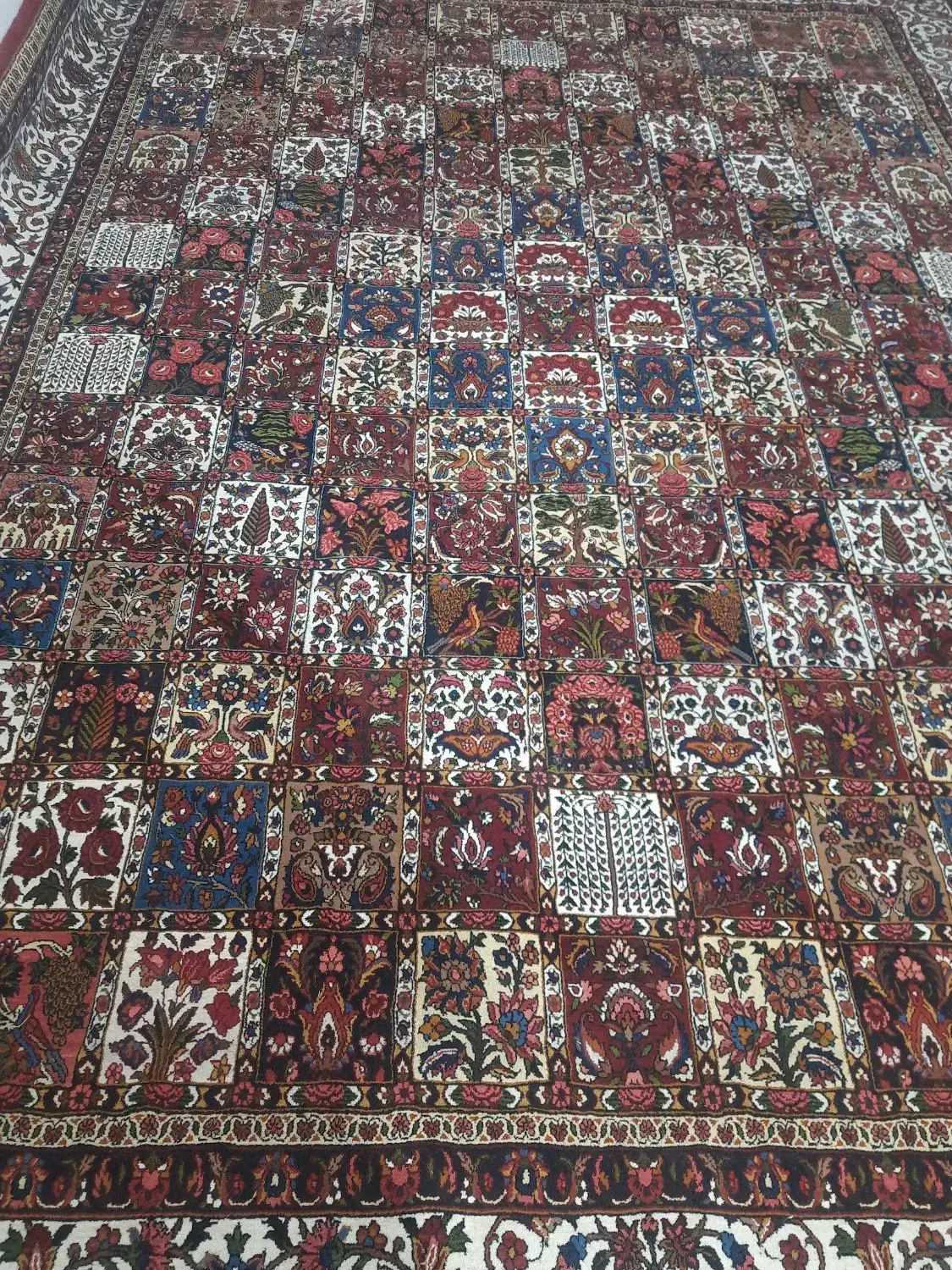 فروش فرش ۱۲ متری خشت ریز چالشهای بسیار با کیفیت|فرش|شهرکرد, |دیوار