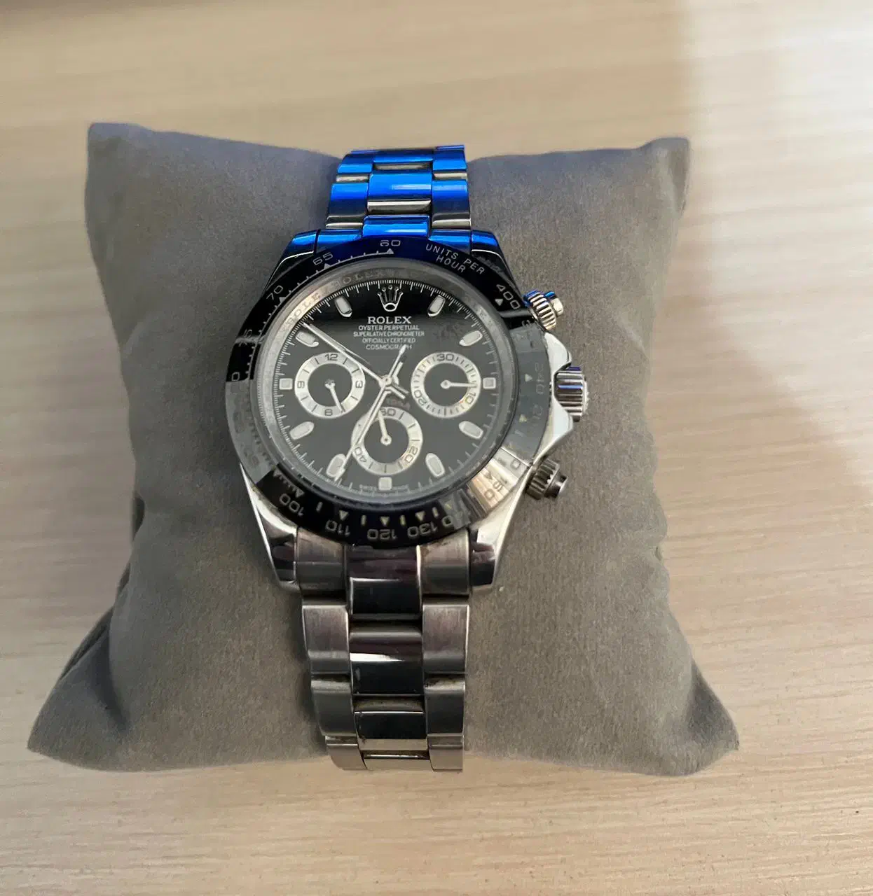 ساعت رولکس|ساعت|رشت, پل تالشان|دیوار