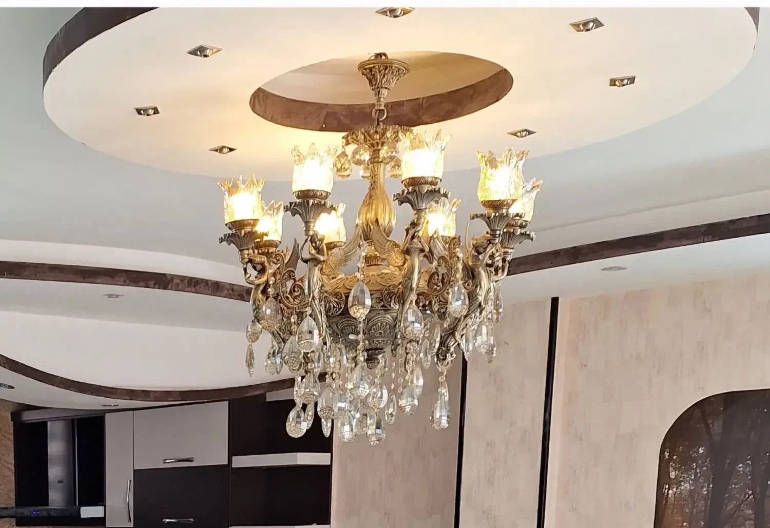 لوستر برنز ۸شاخه|لوستر و چراغ آویز|اصفهان, شهریار|دیوار