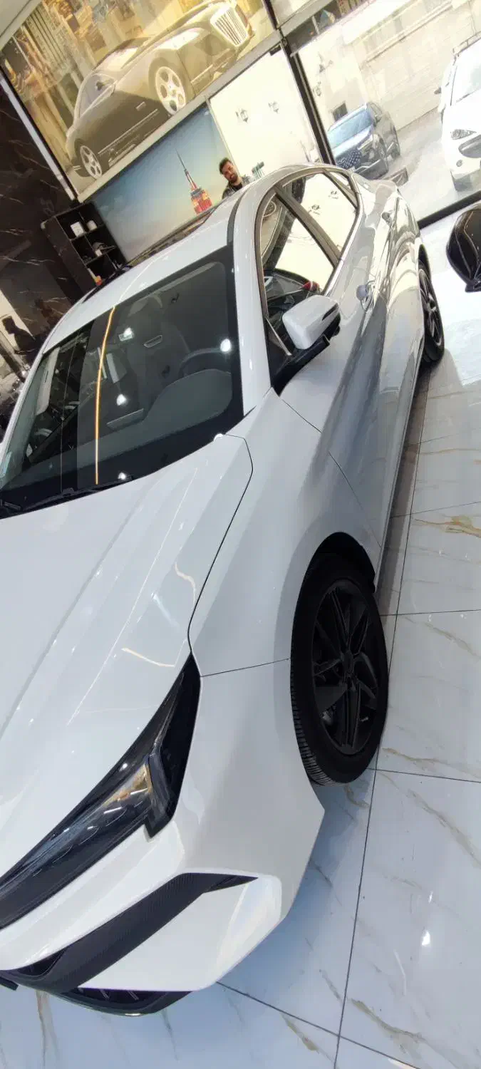 کی ام سی جی۷ مدل ۱۴۰۳|خودرو سواری و وانت|قم, باغ شریفی|دیوار